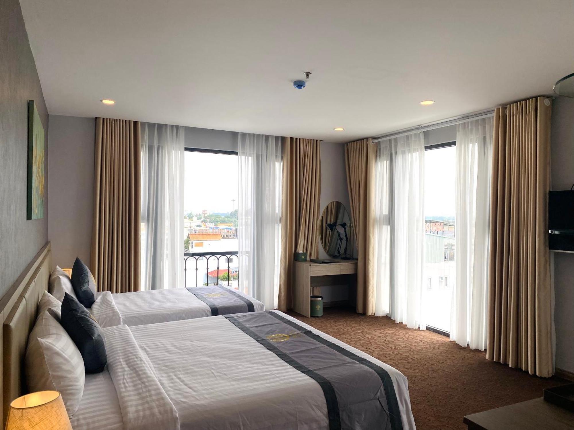 Hera Luxury Hotel Хошимін Екстер'єр фото