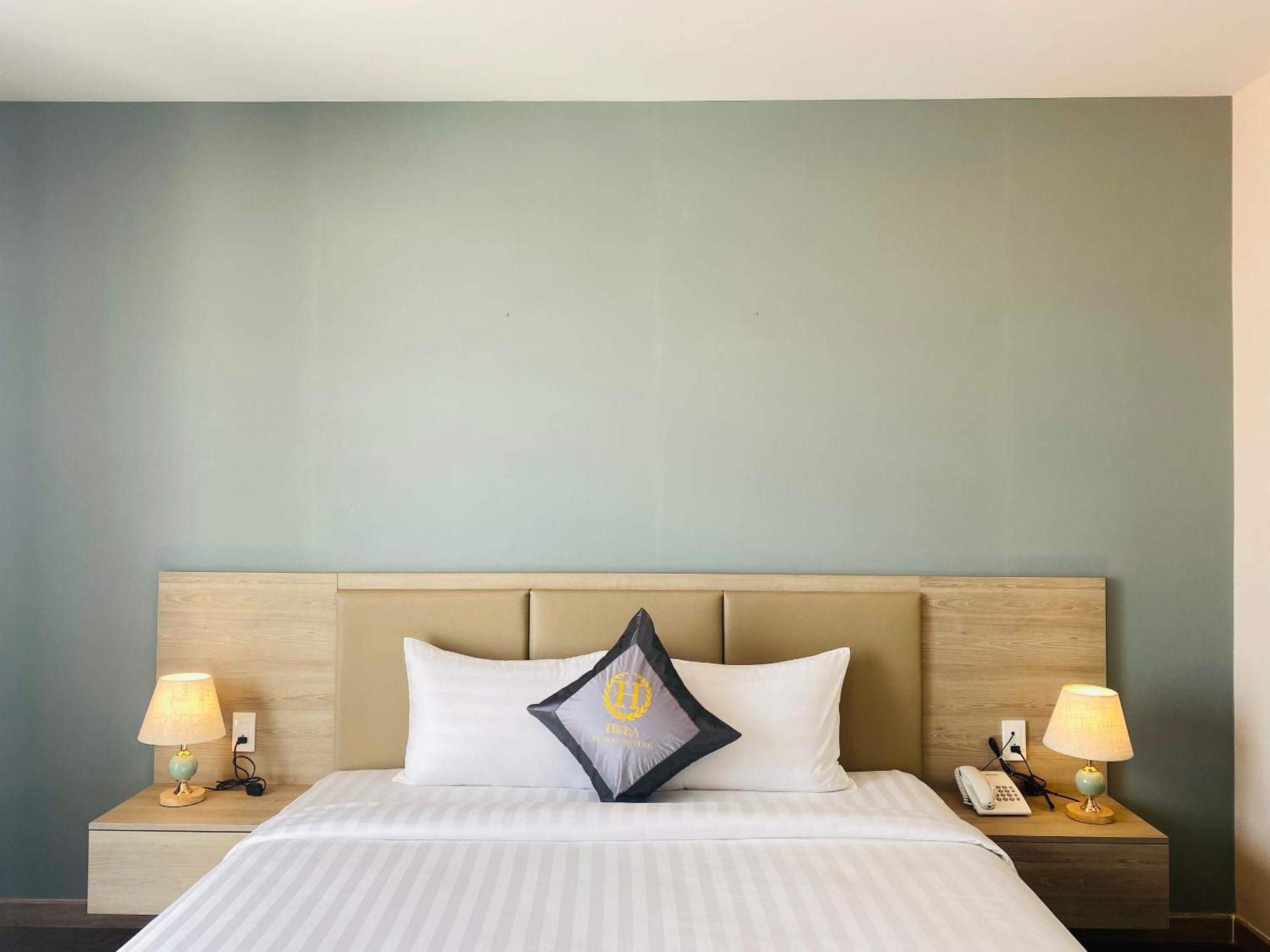 Hera Luxury Hotel Хошимін Екстер'єр фото