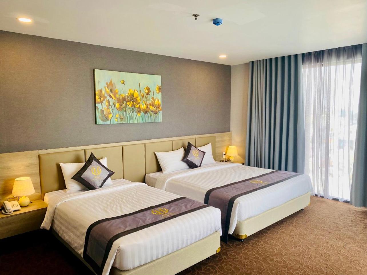 Hera Luxury Hotel Хошимін Екстер'єр фото