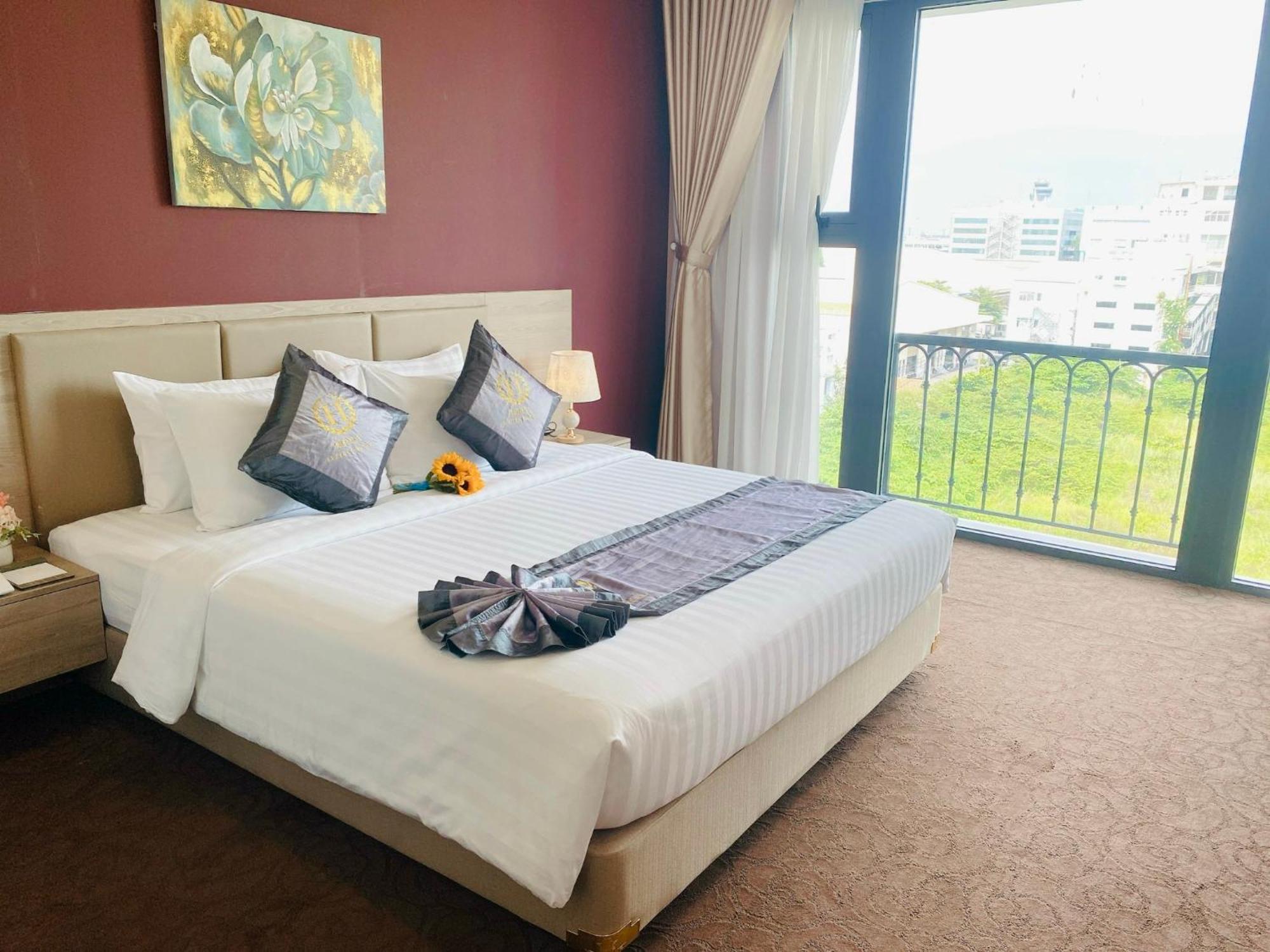 Hera Luxury Hotel Хошимін Екстер'єр фото